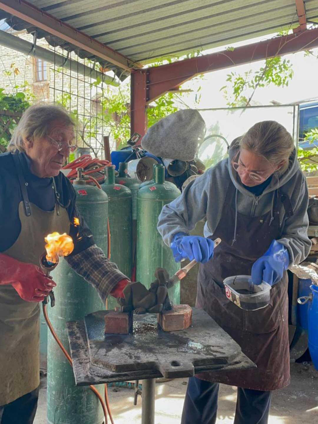 Patine de la pièce en Bronze Patine de la pièce en Bronze